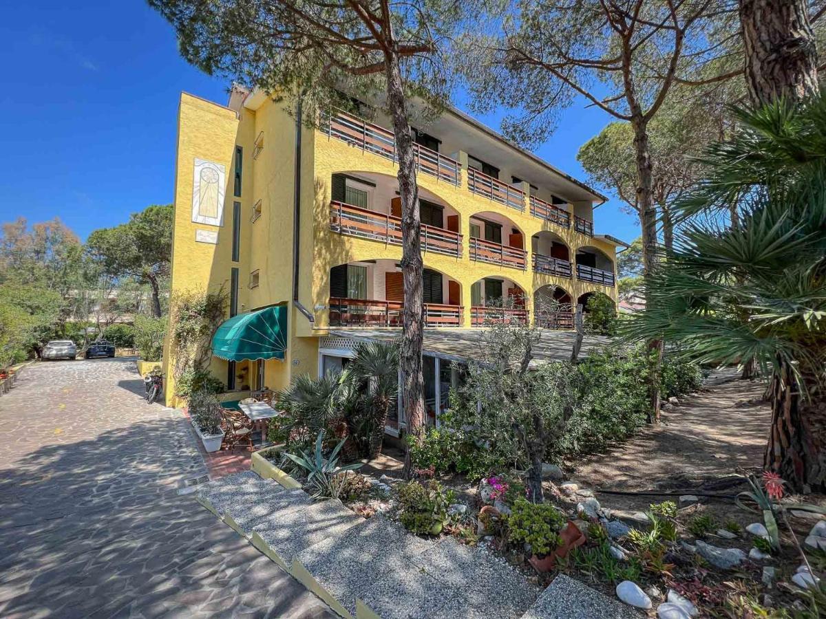 Hotel Meridiana Marina di Campo Buitenkant foto