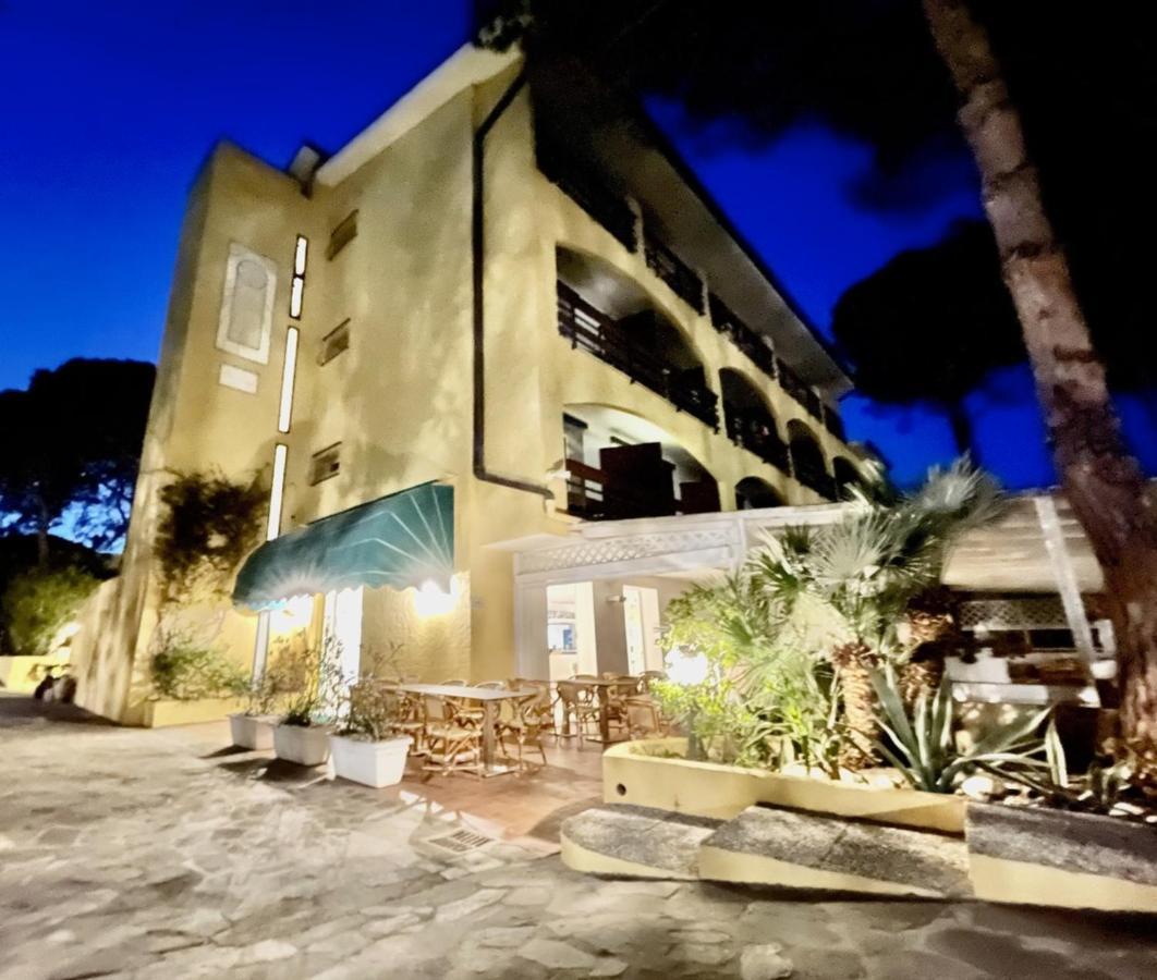 Hotel Meridiana Marina di Campo Buitenkant foto