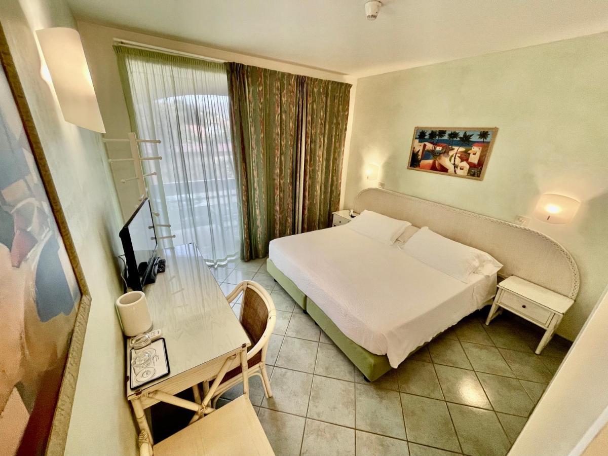 Hotel Meridiana Marina di Campo Kamer foto